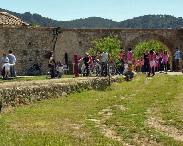 En la entrada a la granja